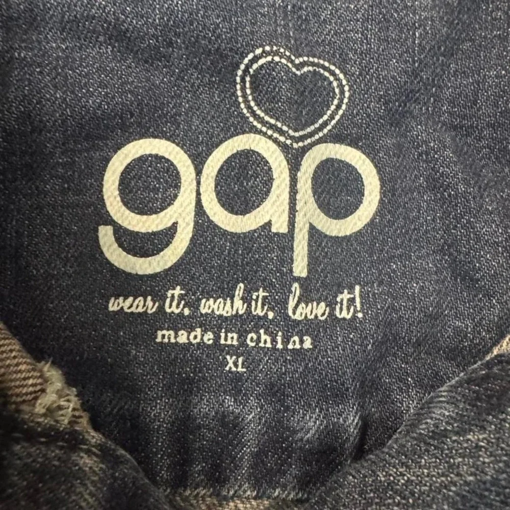 Gap Girls Blue Denim Jacket With Button Up Front and Pockets Size XL 100% Cotton